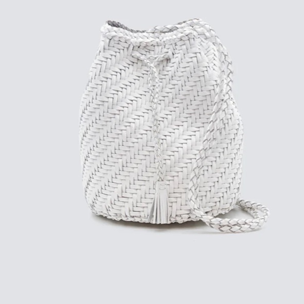 Dragon Diffusion pompom White Woven Crossbody Bag